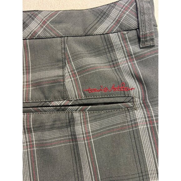 Travis Mathew Golf Shorts Mens Gray Plaid Polyester Rayon Spandex Blend size 40 - Picture 4 of 5